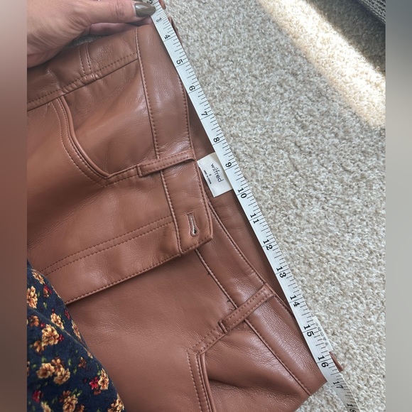 ARITZIA BEATRIX LEATHER PANTS - size 8 - Picture 5 of 7